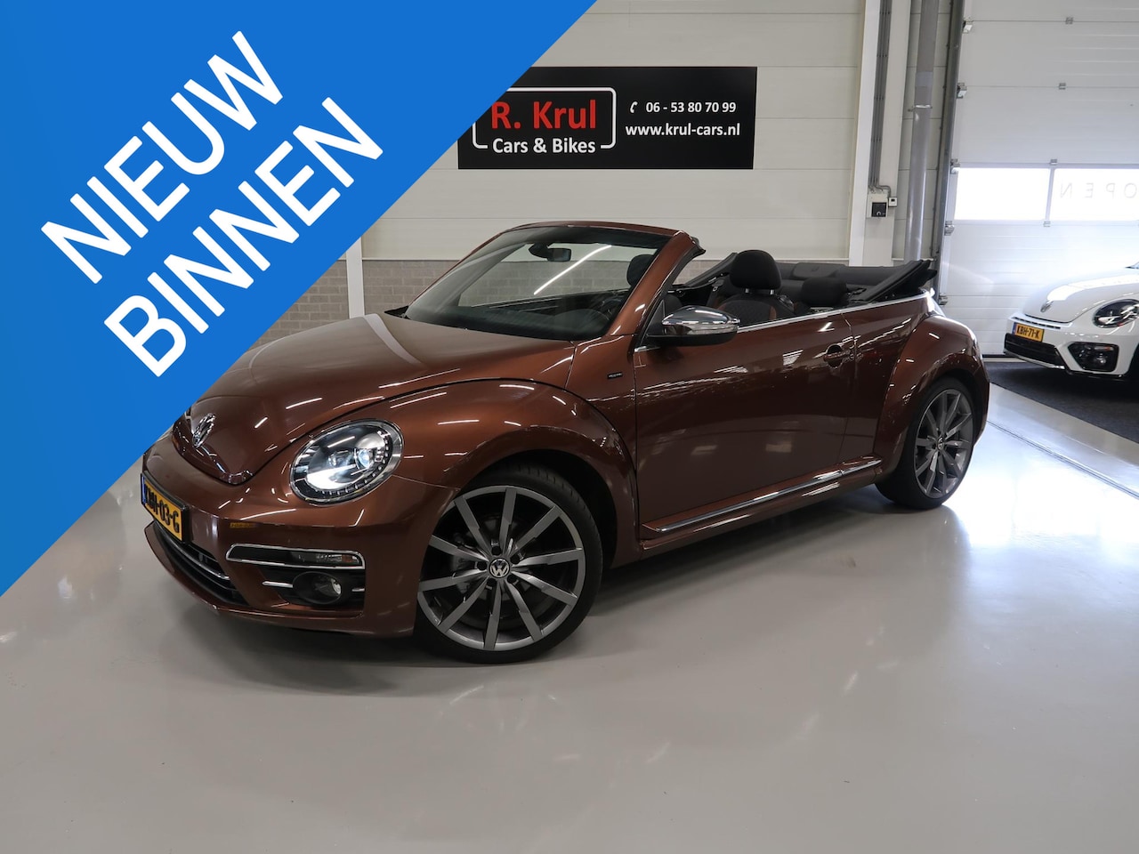 Volkswagen Beetle Cabriolet - 1.4 TSI Allstar BTW LED App connect Automaat Fender 20 inch Camera Half Leer Navigatie Blu - AutoWereld.nl