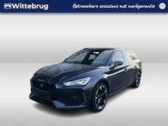 CUPRA Leon Sportstourer - 1.4 e-Hybrid Black Edition / AUTOMAAT/ LEER/ TREKHAAK/ ACC/ PARK.SENSOR.V+A/ CAMERA/ STUUR