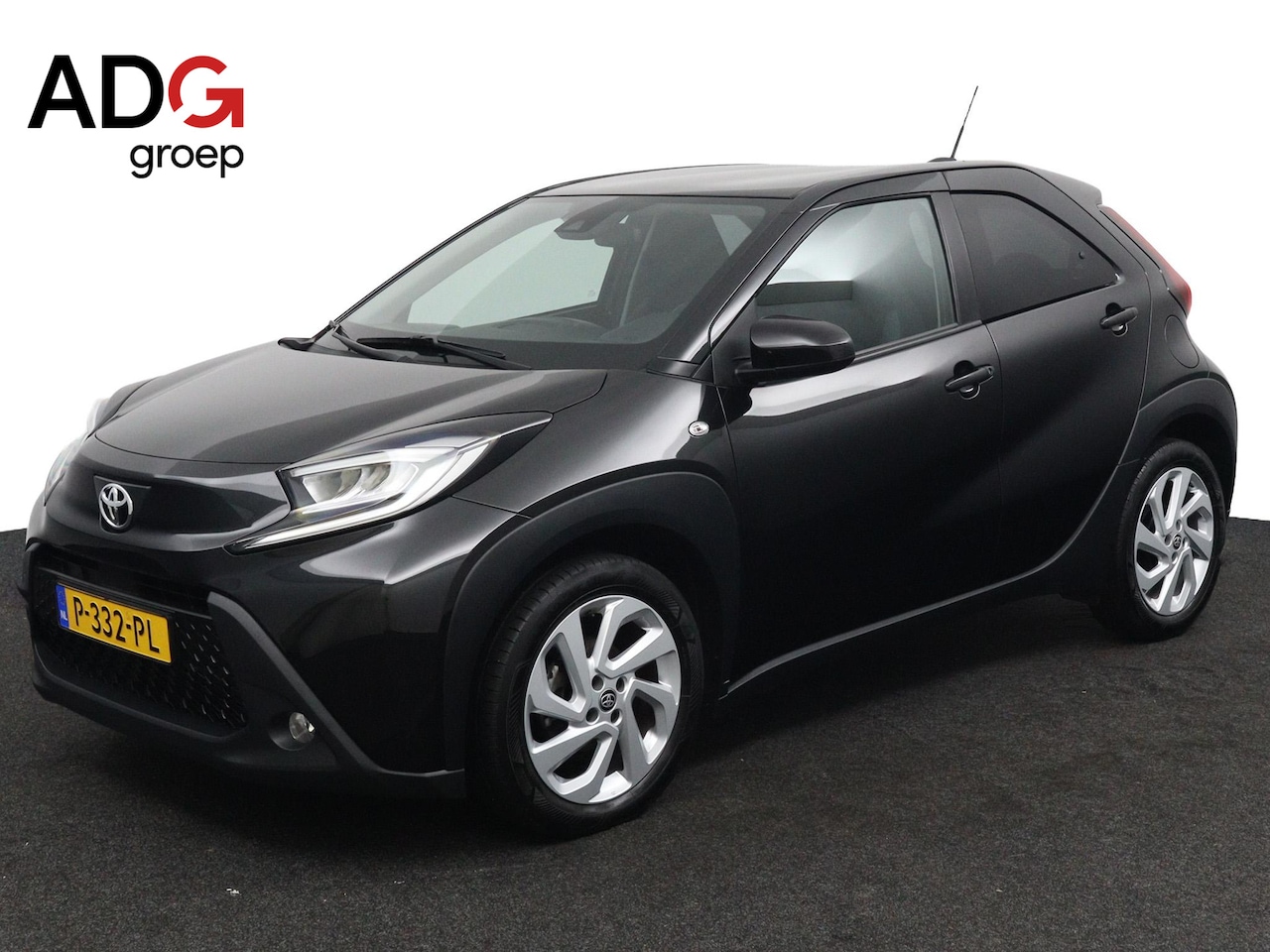 Toyota Aygo X - 1.0 VVT-i MT first | Lichtmetalen Velgen | Privacy Glas | Led Verlichting | Automatische A - AutoWereld.nl