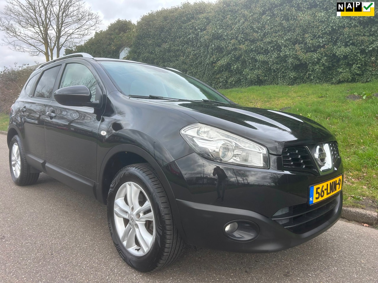 Nissan Qashqai+2 - 2.0 Optima - 7 zitter - Panoramadak - Clima - PDC - Trekhaak - AutoWereld.nl