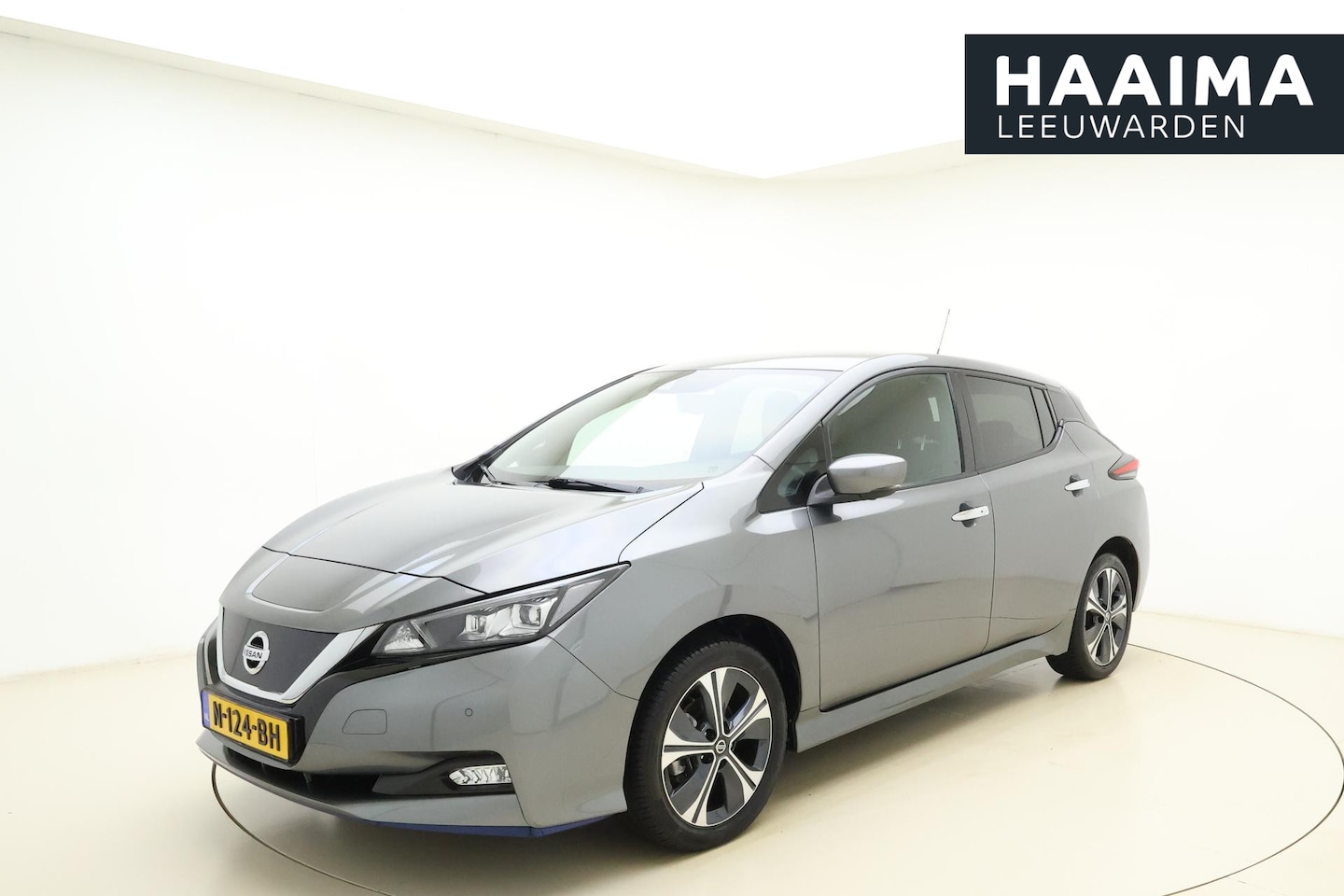 Nissan LEAF - e+ N-Connecta 62 kWh | Camera | Navigatie | Stuur- en stoelverwarming | Climate Control | - AutoWereld.nl