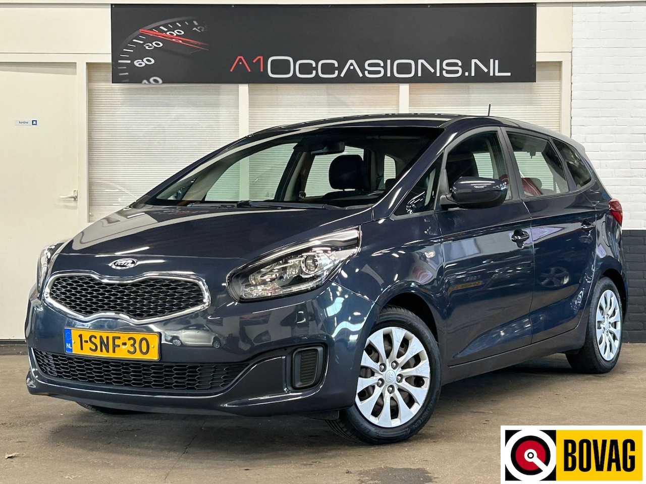 Kia Carens - 2.0 GDi First Edition + 7 PERSOONS + NAVI - AutoWereld.nl