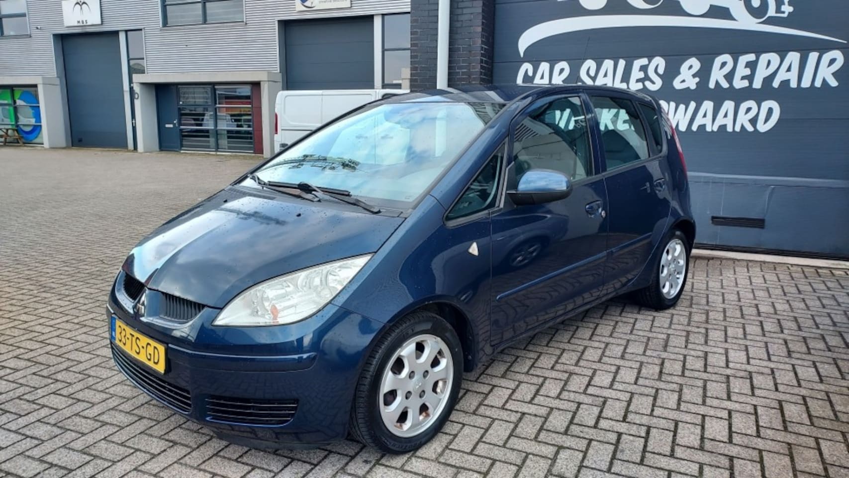 Mitsubishi Colt - 1.3i 16V met Nieuwe APK / 80.000 km - AutoWereld.nl