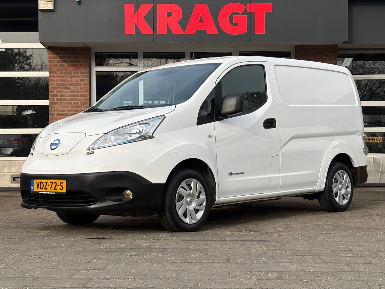 Nissan e-NV200 - Business 40 kWh|NAP|cruise|achteruitrijcamera|airco|stoel- en stuurverwarming|navi|bluetoo - AutoWereld.nl