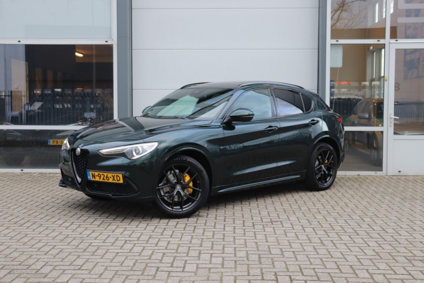 Alfa Romeo Stelvio - 2.0 T 280PK Q4 VELOCE/ORIG.NL/1E EIG./DEALERONDERH. - AutoWereld.nl