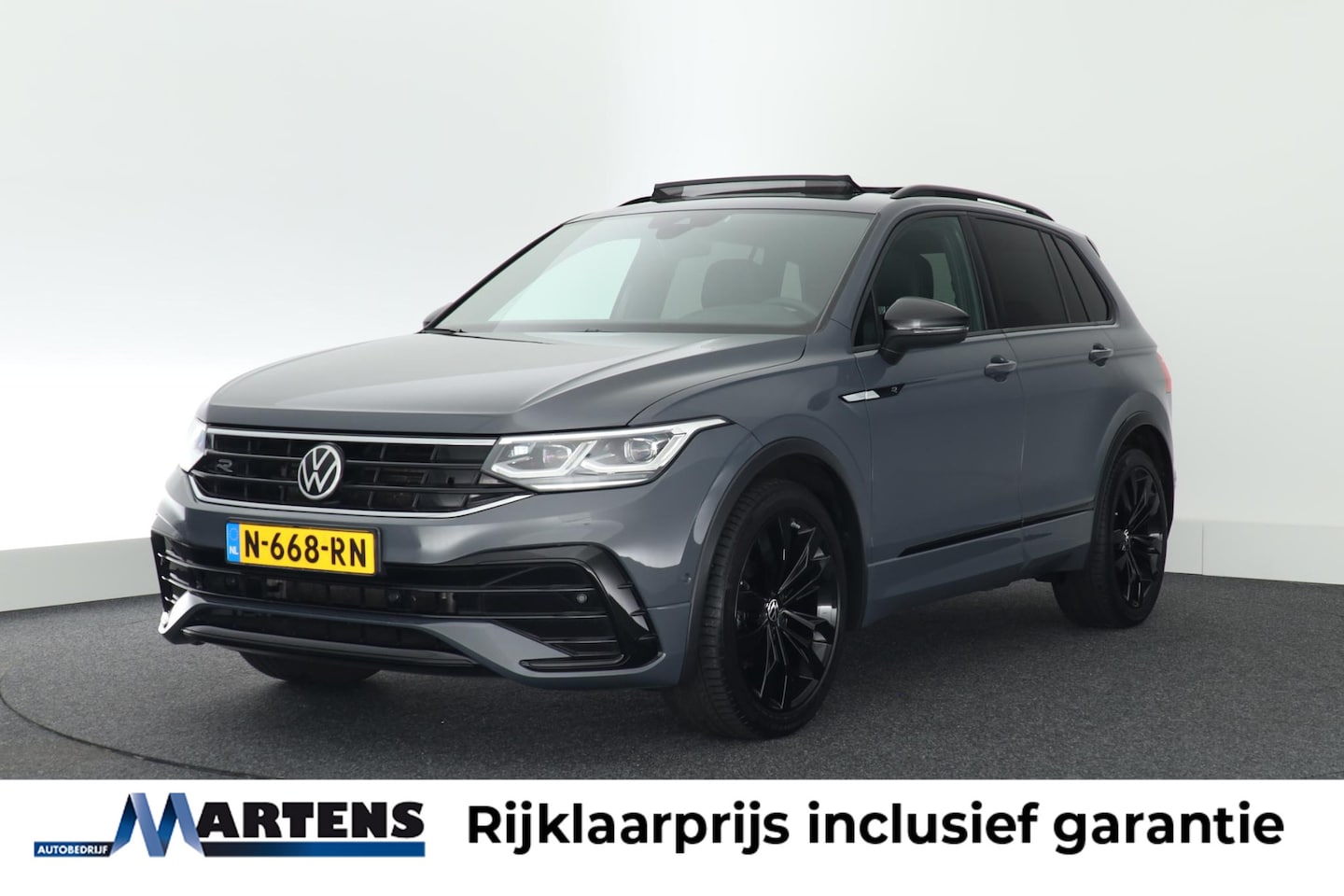Volkswagen Tiguan - 1.5 TSI 150pk DSG 2x R-Line Black Style Trekhaak Camera Stoelverwarming V+A Head-Up Panora - AutoWereld.nl
