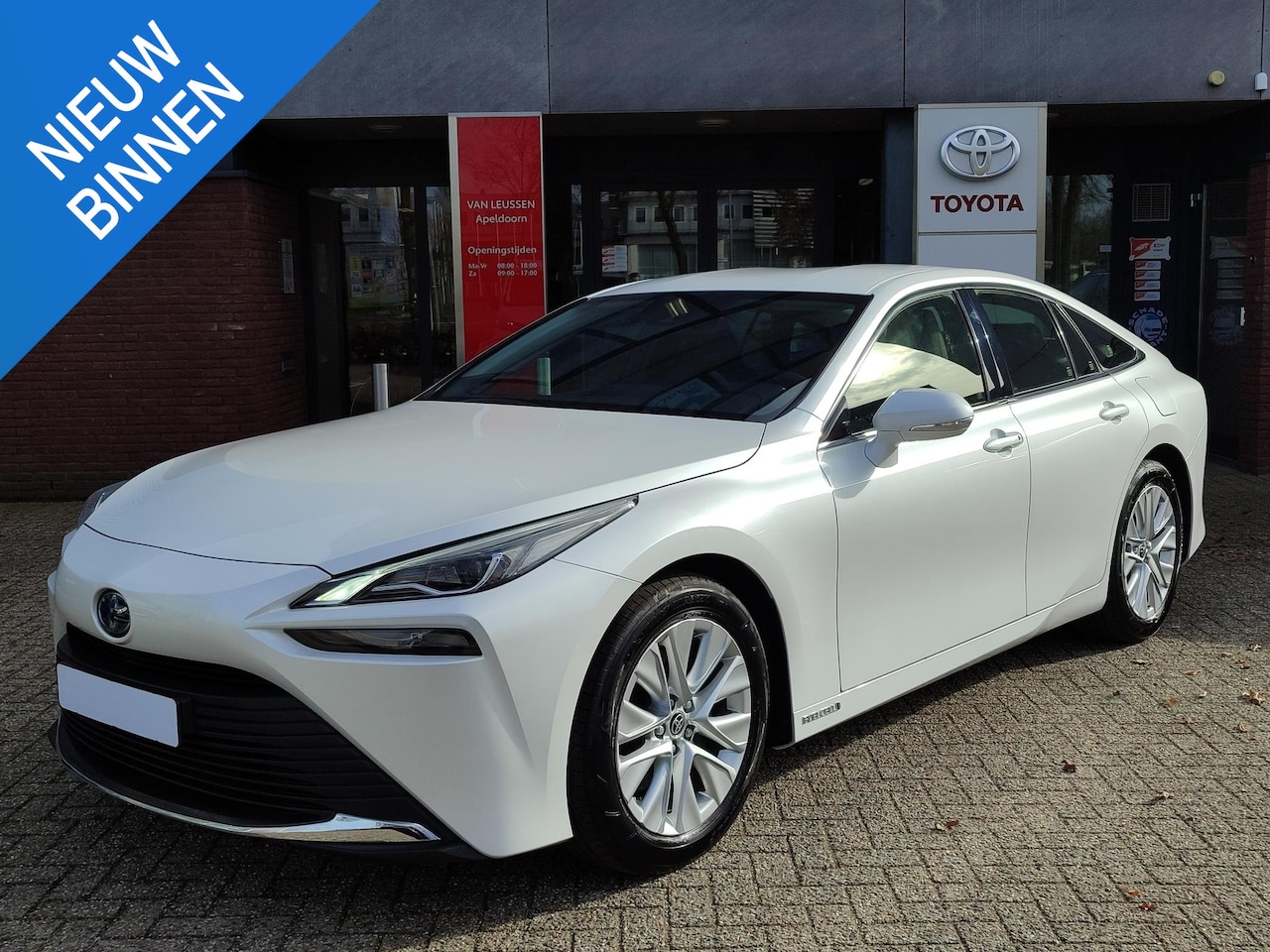 Toyota Mirai - DYNAMIC NIEUW DIRECT LEVERBAAR! JBL-AUDIO KEYLESS NAVI STOELVERW EL-STOEL CAMERA APPLE/AND - AutoWereld.nl