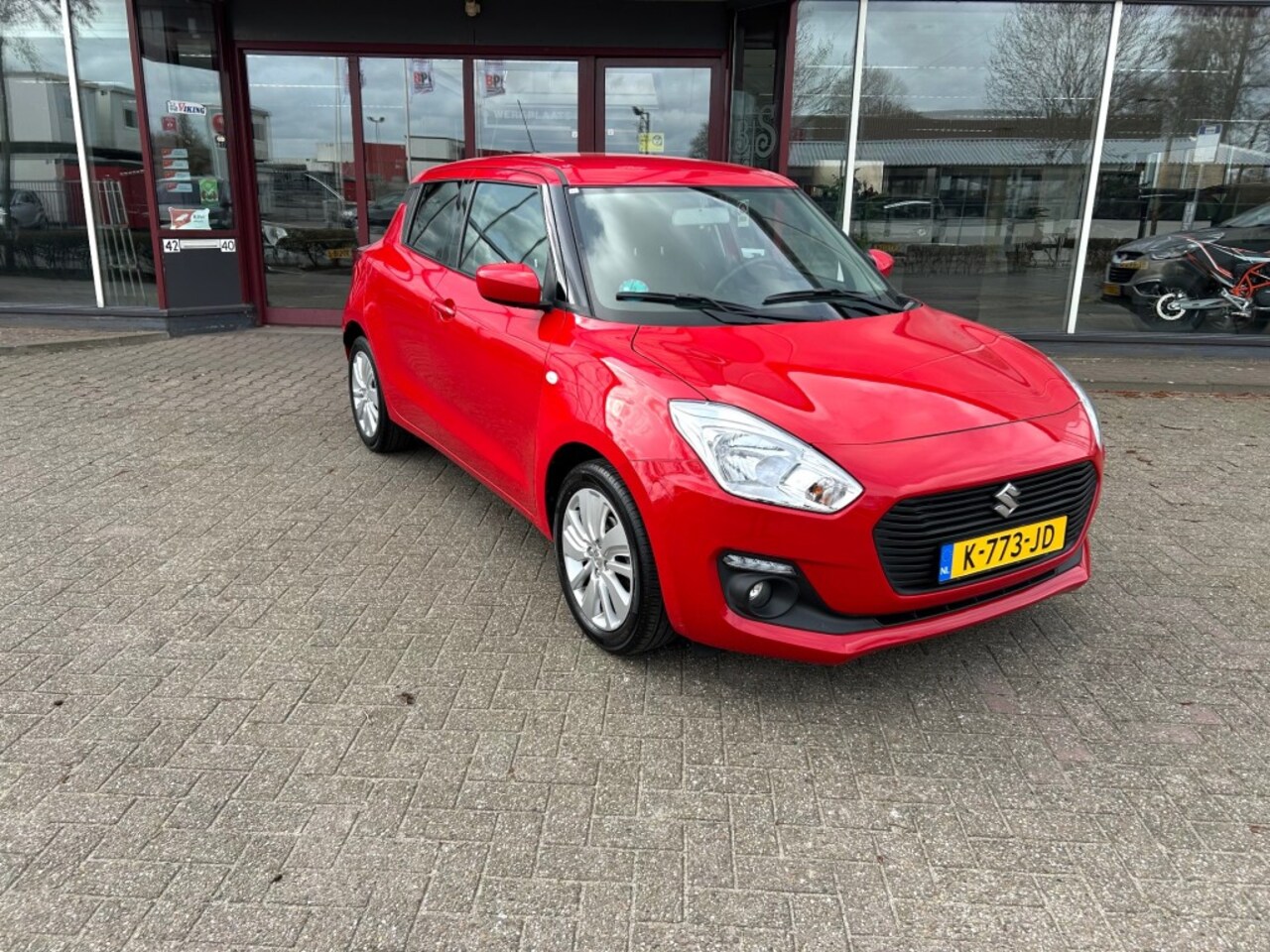 Suzuki Swift - 1.2 SELECT SM.HYB. - AutoWereld.nl