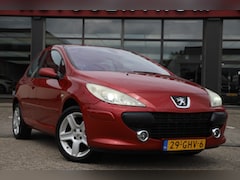 Peugeot 307 - 2.0-16V XSI 141pk//Cruise/Xenon//Trekh./APK 03-2027