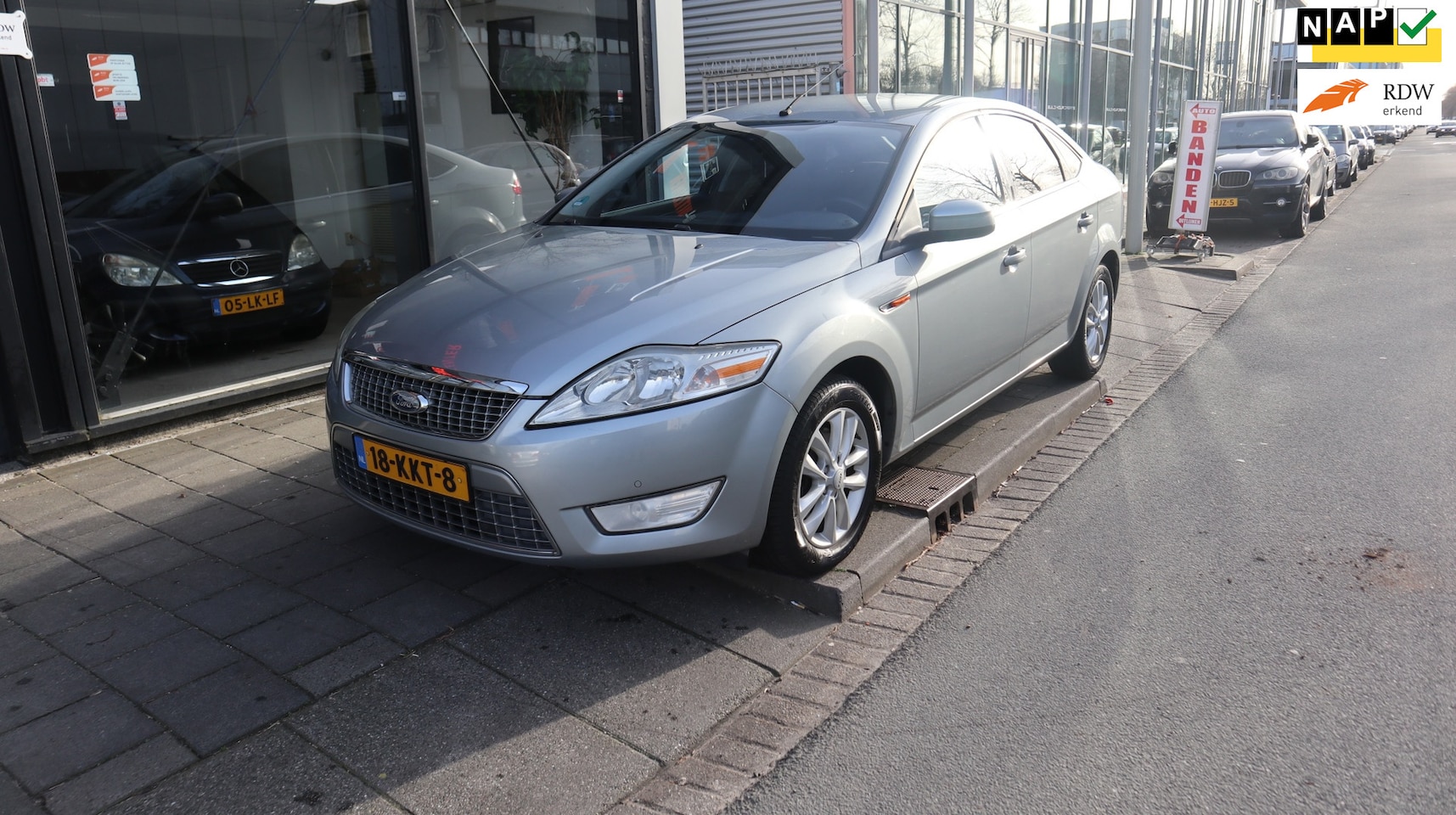 Ford Mondeo - 2.0-16V Limited 2.0-16V Limited - AutoWereld.nl