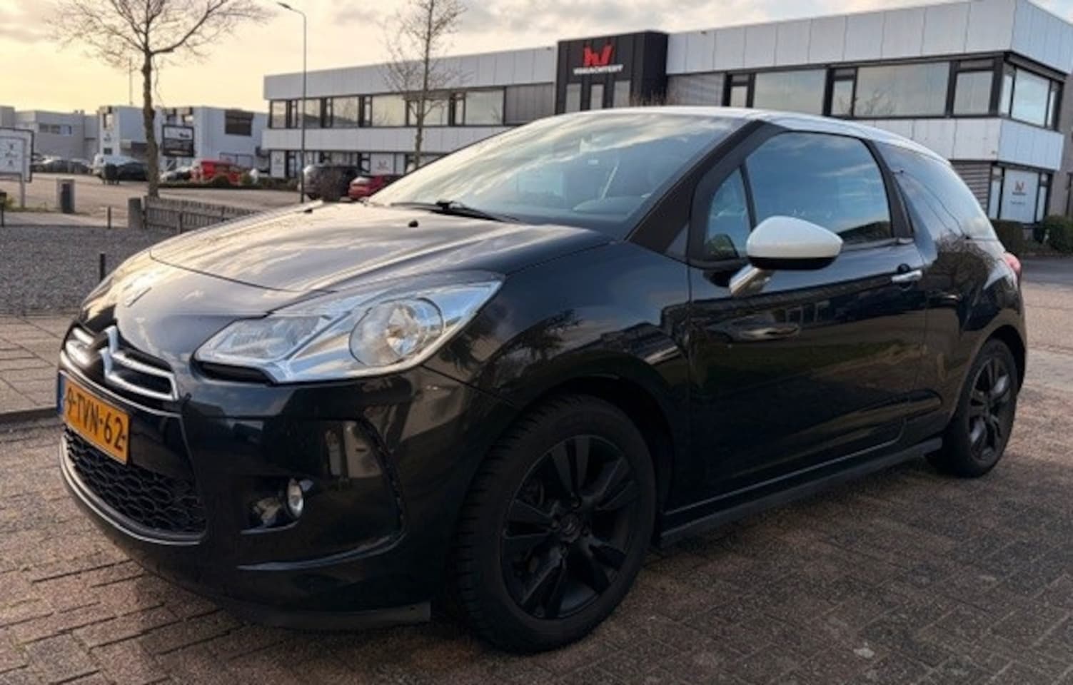Citroën DS3 - 1.6 So Chic 1.6 So Chic - AutoWereld.nl
