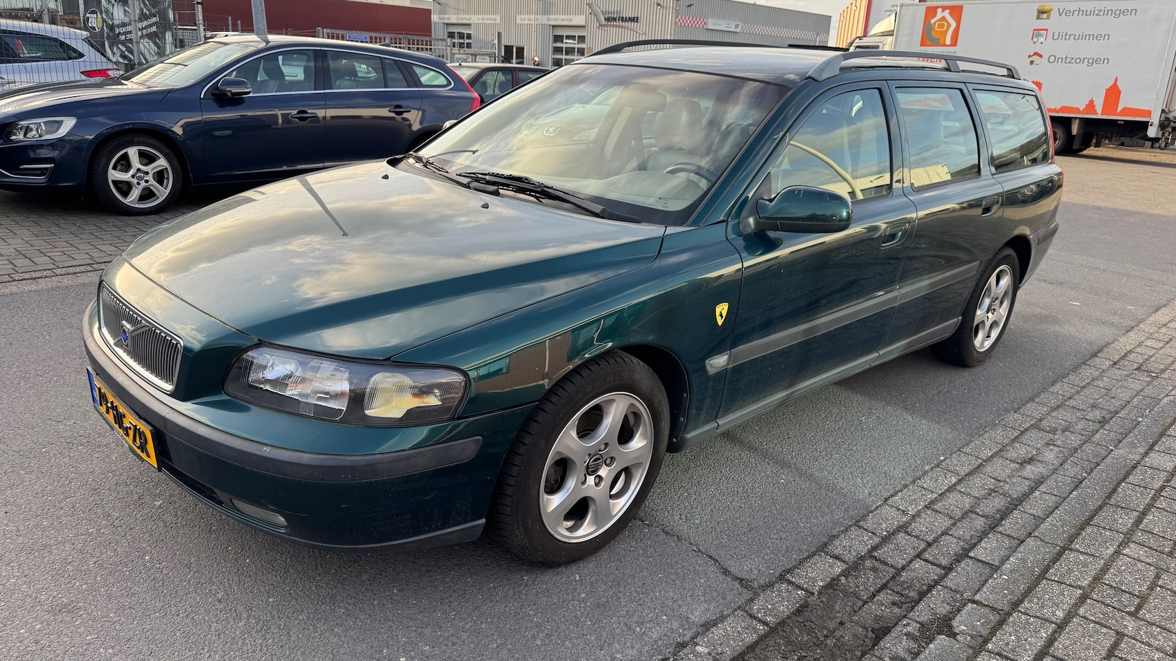 Volvo V70 - 2.4 Comfort Line - AutoWereld.nl