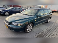 Volvo V70 - 2.4 Comfort Line
