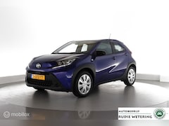 Toyota Aygo X - 1.0 VVT-i MT Play NLauto|cam|dab|applecarplay|acc
