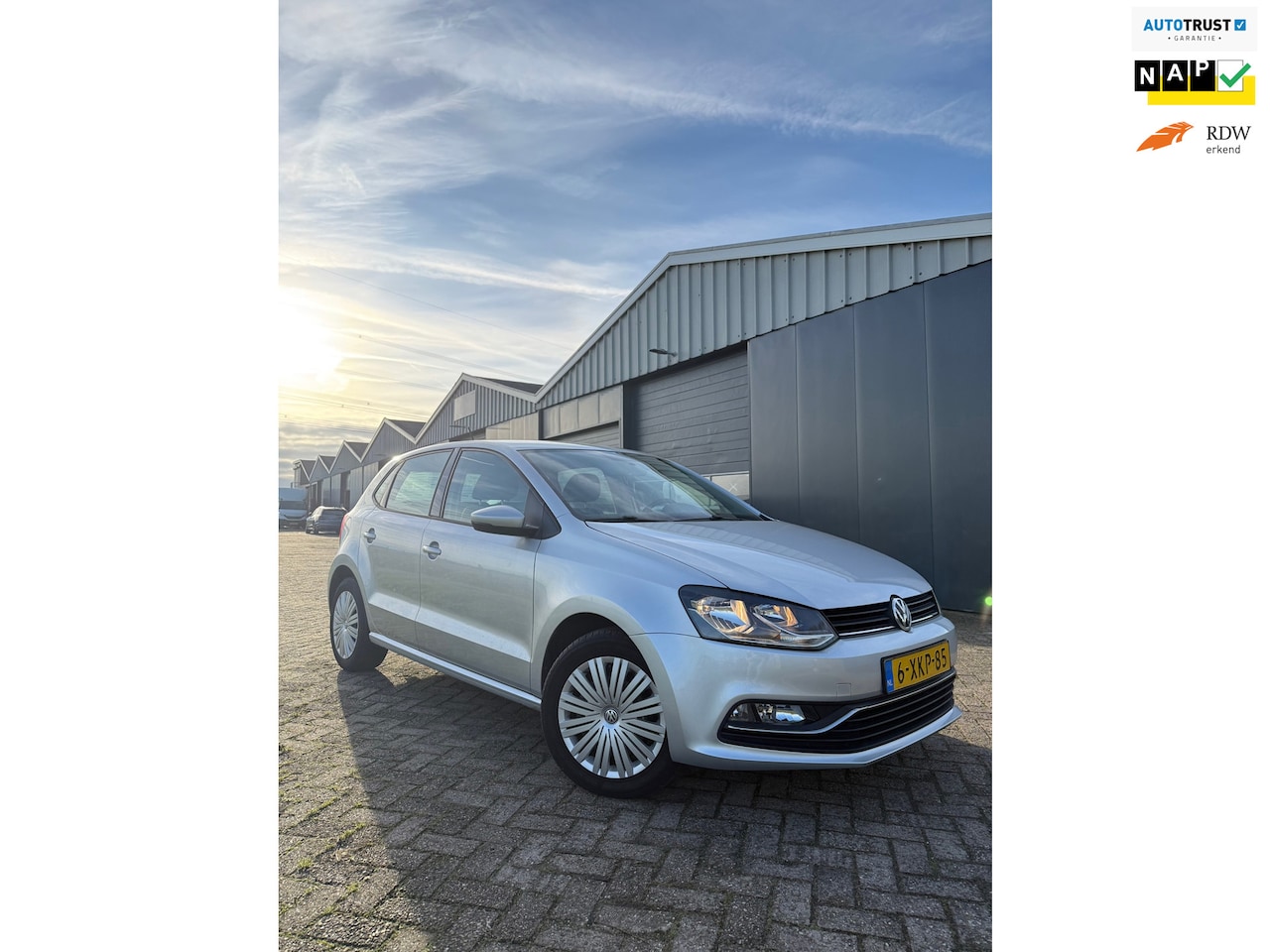 Volkswagen Polo - 1.0 Comfortline 1.0 Comfortline - AutoWereld.nl