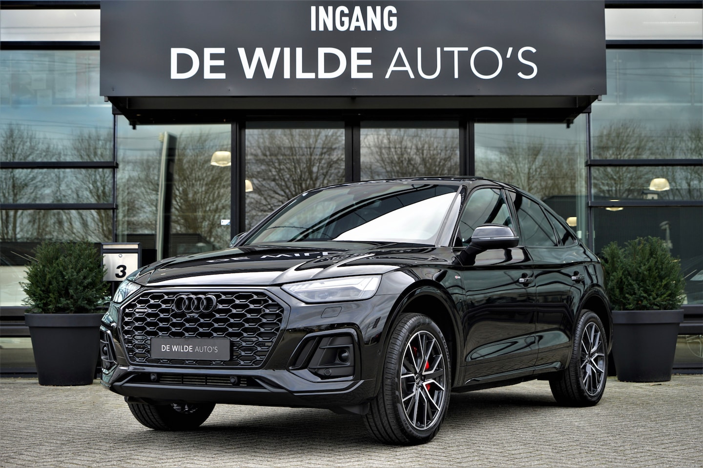 Audi Q5 Sportback - 50 TFSI e S-line Pano Trekhaak Massage Elekt-stoel Camera - AutoWereld.nl