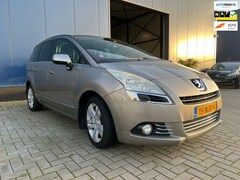 Peugeot 5008 - 1.6 THP GT 5p. / AIRCO / PDC / CRUISE / NAVI / TREKHAAK