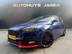 Ford Focus - 2.0 ST-3 250 PK Liefhebbers auto