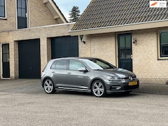 Volkswagen Golf - 1.4 TSI Highline R-Line | DSG |Virtual|NAVI