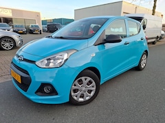 Hyundai i10 - 1.0i i-Drive AIRCO/5 DEURS/TREKHAAK
