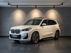 BMW iX1 - 30 xDrive 313 pk M Sport 100% SOH l Pano l Drive Assistant l Sha