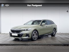 BMW 5-serie Touring - 550e xDrive M-Sport Pro Stuurwielrand Verwarming / Comfort Acces / Adaptief Onderstel Prof