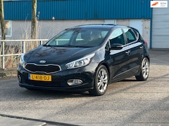 Kia Cee'd - 1.6 GDI Super Pack2012Automaatstoelverwarming 1 jaar APK