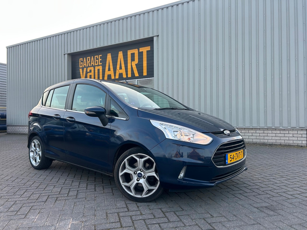 Ford B-Max - 1.0 EcoBoost Titanium | HALF LEER | STOELVERW | APK 02-2027 | - AutoWereld.nl