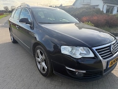 Volkswagen Passat Variant - 1.4 TSI Highl. BlueM