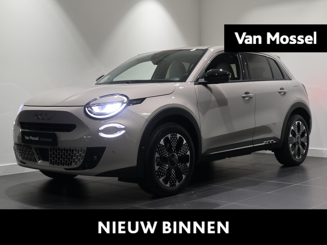 Fiat 600e - La Prima 54 kWh - NIEUW UIT VOORRAAD! - 21% BTW VOORRAAD KORTING - AutoWereld.nl