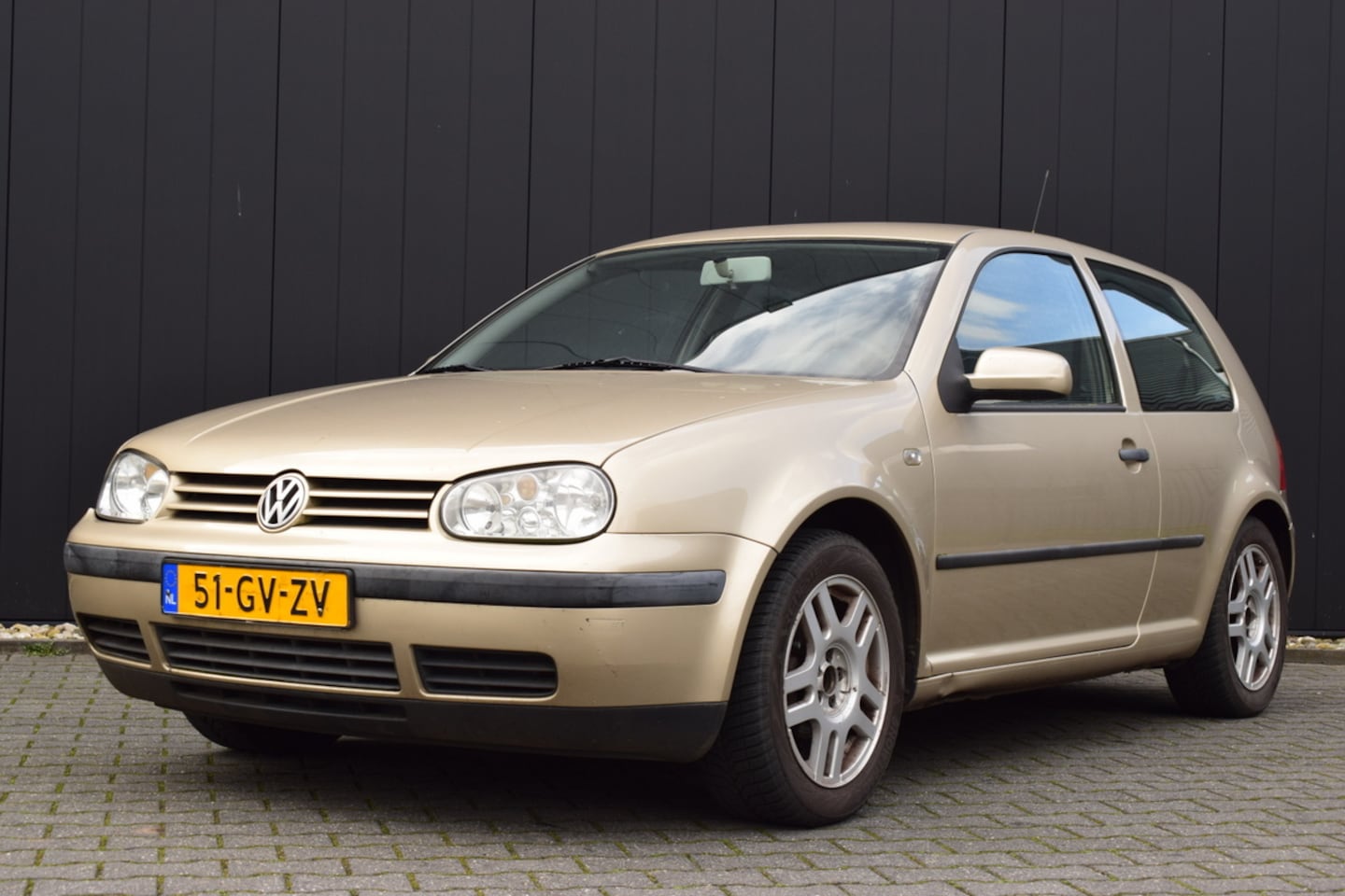 Volkswagen Golf - 1.6 16V Comfortline 15 Inch LMV | Cruise Control | Trekhaak | APK tot 18-10-2026!! - AutoWereld.nl