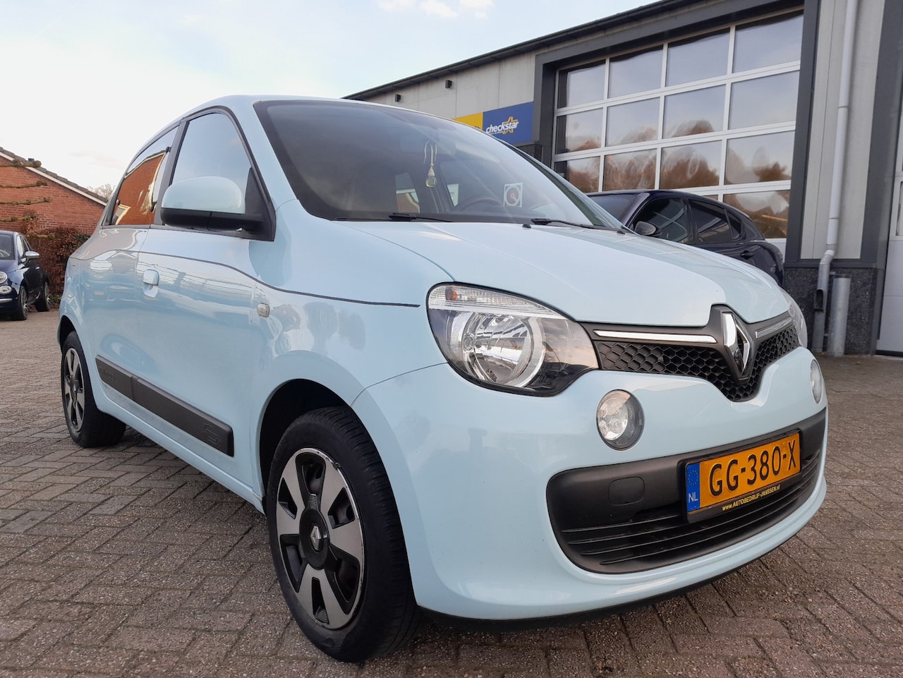 Renault Twingo - 1.0 SCe Expression - Airco - Cruise control - NAP - AutoWereld.nl