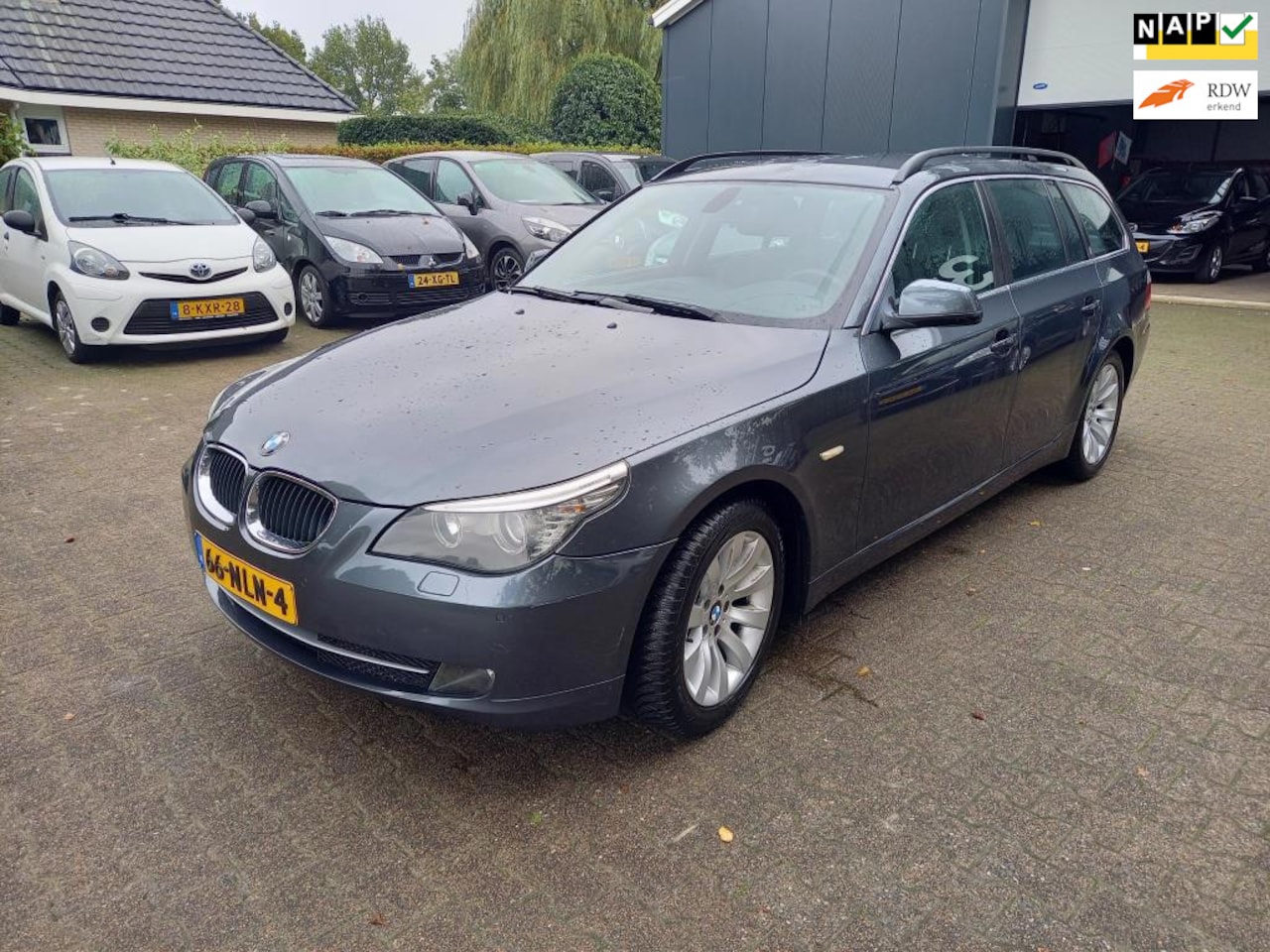 BMW 5-serie Touring - 520i automaat Business Line Edition Ibj 2010 clima/navi storing - AutoWereld.nl