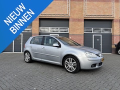 Volkswagen Golf - 1.6 FSI Sportline