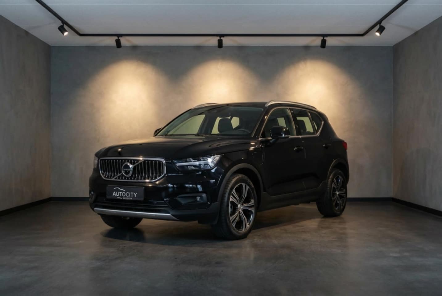 Volvo XC40 - Inscription T5 Recharge Plug-In Hybrid 262 pk l Leder - AutoWereld.nl