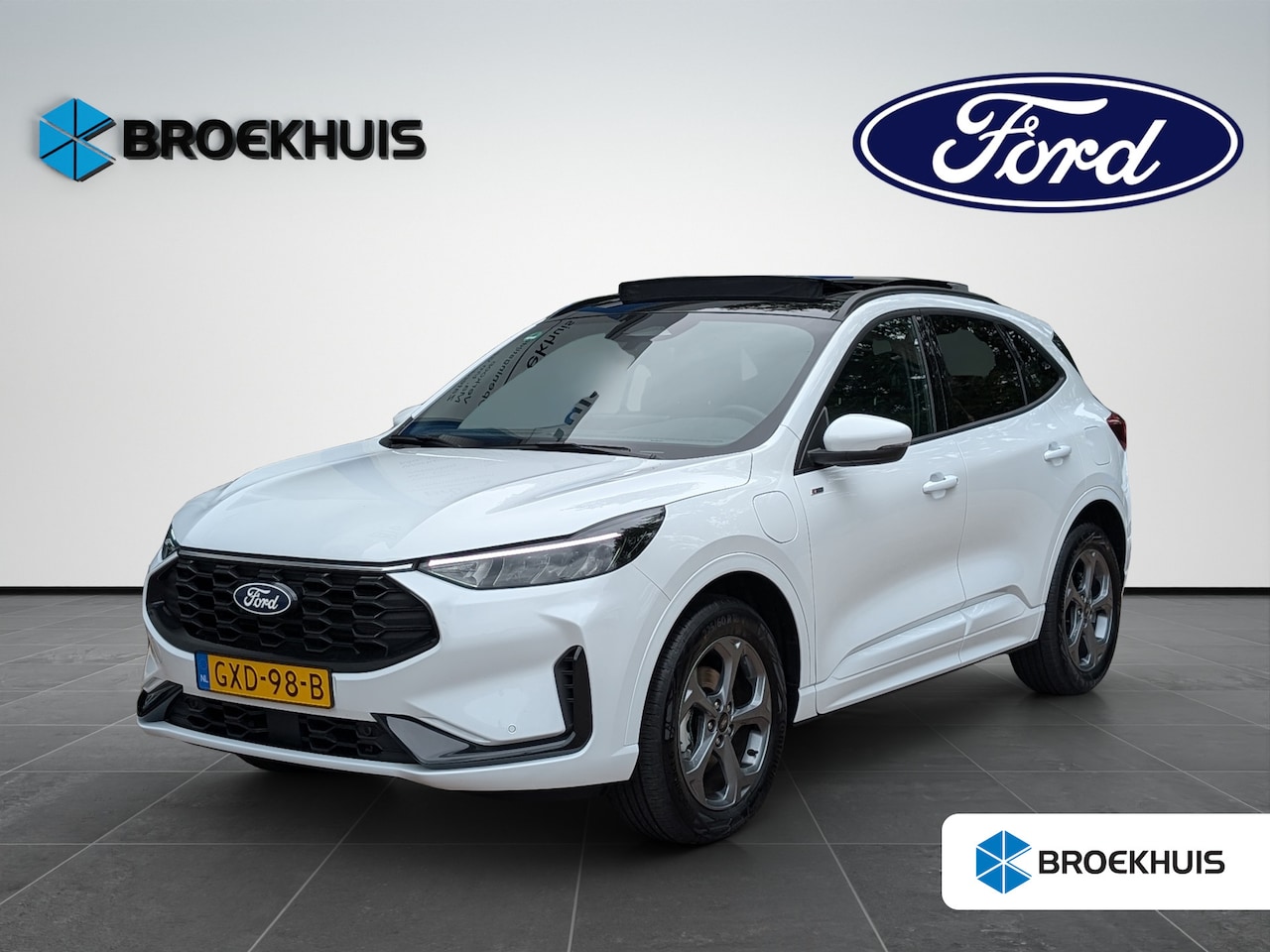 Ford Kuga - 2.5 PHEV ST-Line 243pk | Pano | Winter Pack | Elektrische Trekhaak (2.100kg Trekgewicht) - AutoWereld.nl