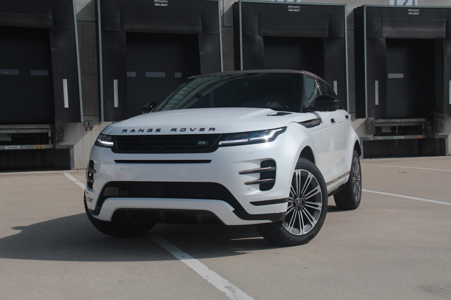 Land Rover Range Rover Evoque - 1.5 P270e PHEV AWD Autobiography 1.5 P270e PHEV AWD Autobiography - AutoWereld.nl