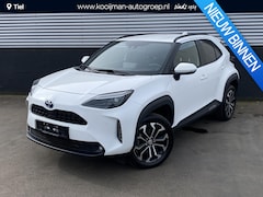 Toyota Yaris Cross - 1.5 Hybrid Explore Plus AWD Dodehoekdetectie, Stoelverwarming, Parkeersensoren voor + acht