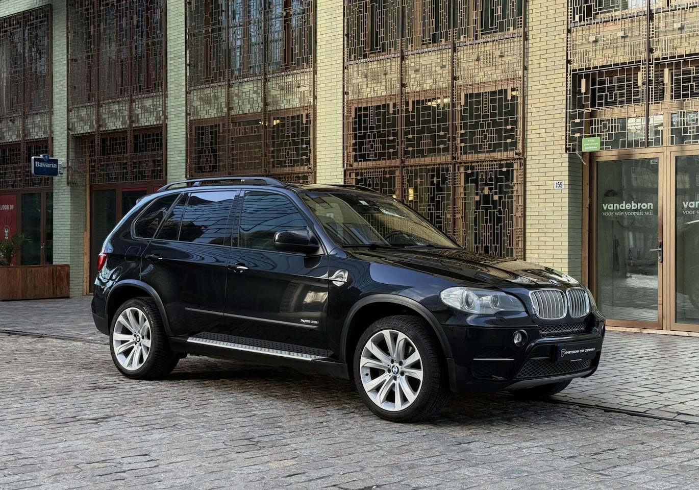 BMW X5 - xDrive35i High Executive orig nl pano hud - AutoWereld.nl