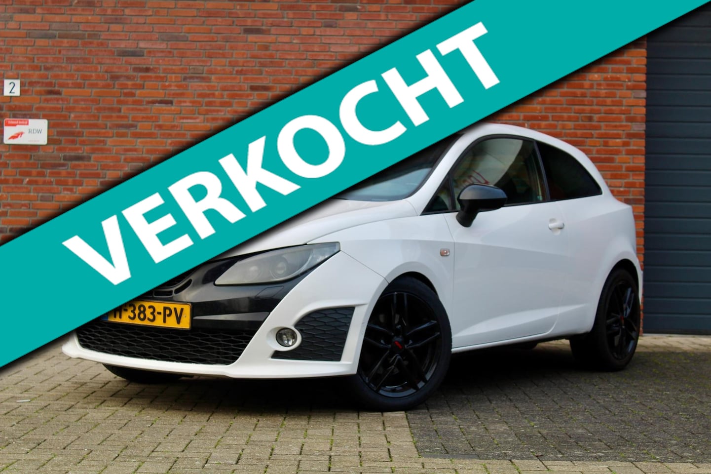 SEAT Ibiza SC - 1.4 TSI Cupra Bocanegra | DSG 180PK Stoelverw - AutoWereld.nl