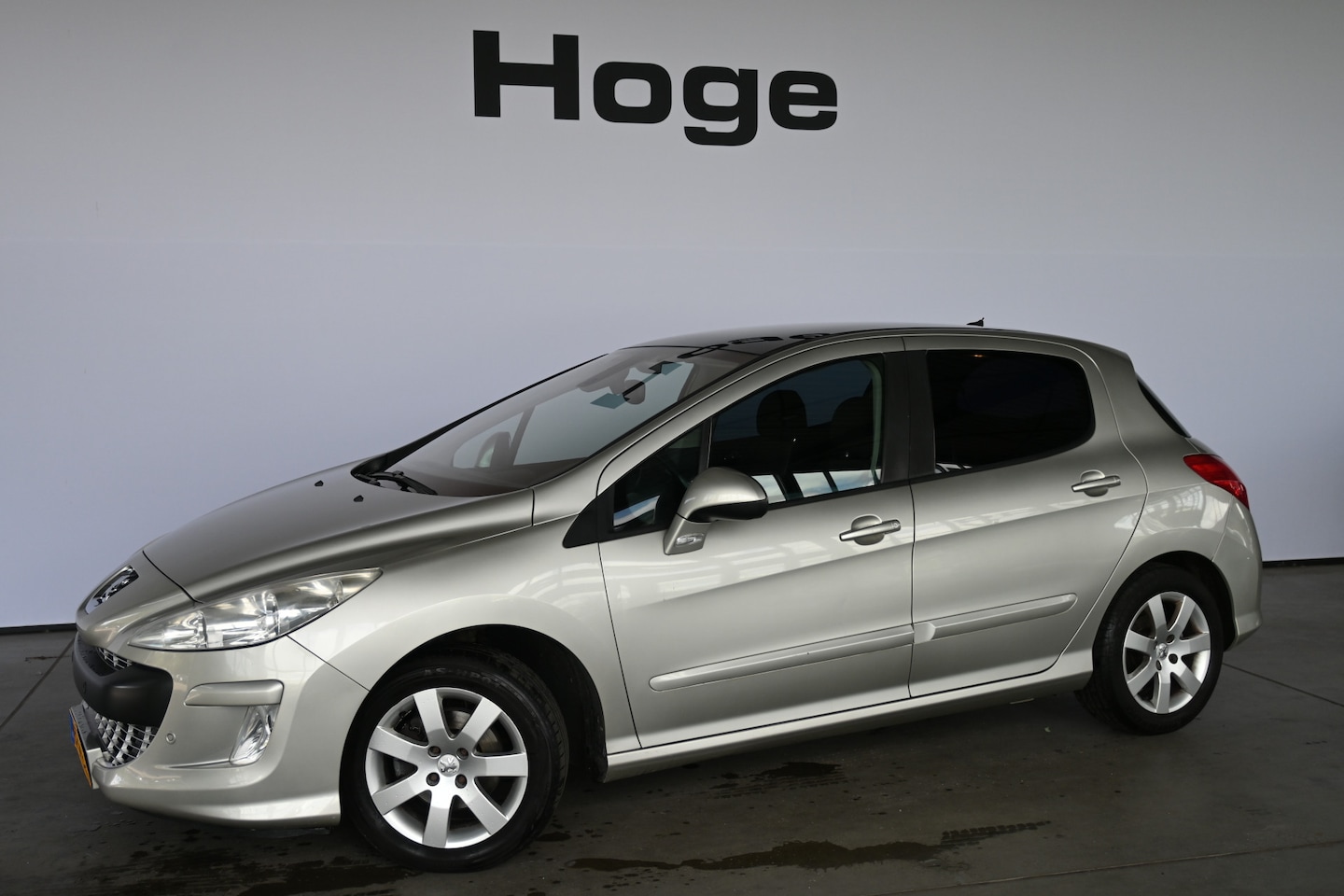 Peugeot 308 - 1.6 THP XT Airco Panoramadak Cruise Control LEES TEKST! Inruil Mogelijk! - AutoWereld.nl