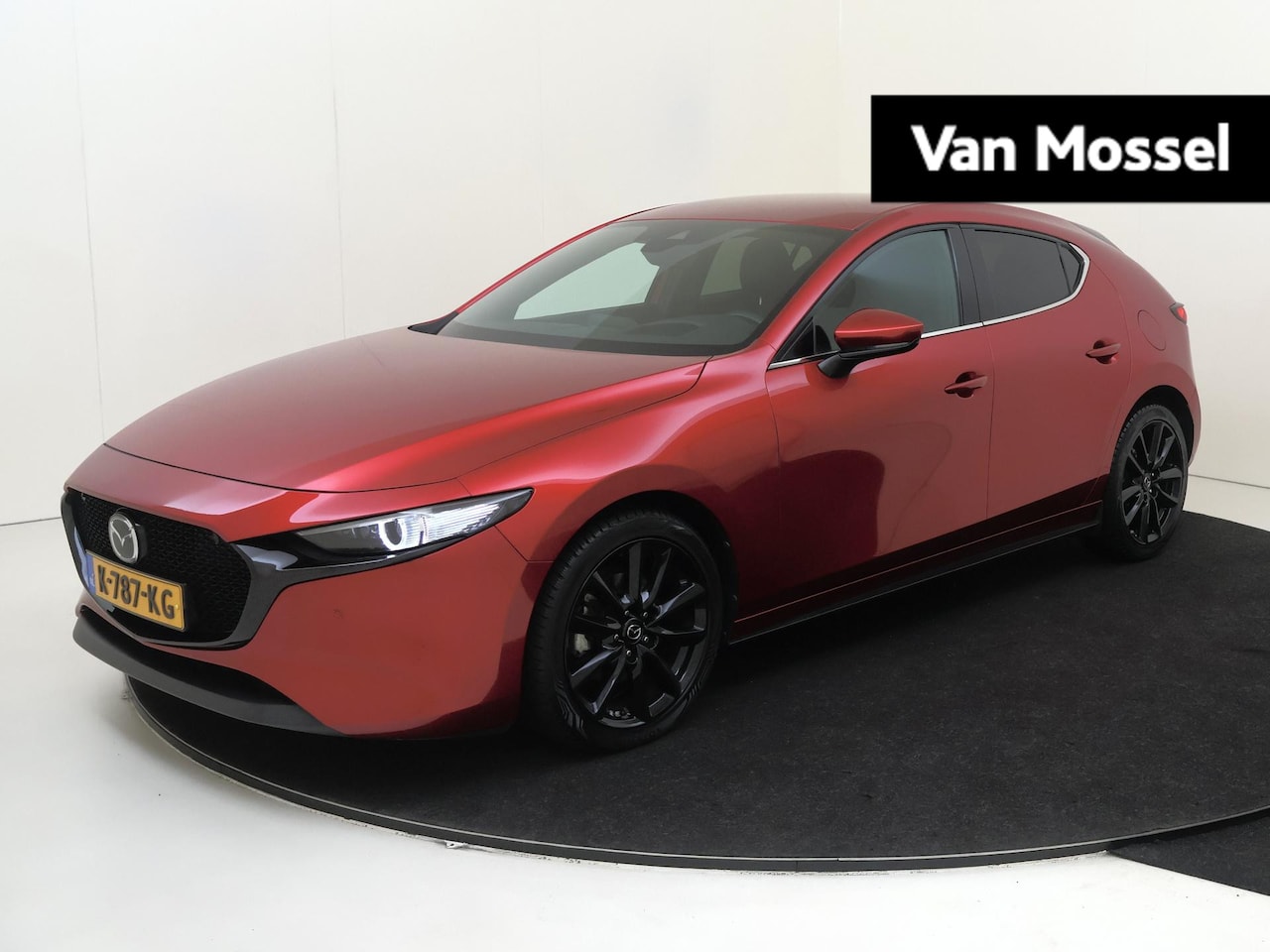 Mazda 3 - 2.0 e-SkyActiv-X M Hybrid 180 Luxury Navigatie | PDC Camera | - AutoWereld.nl