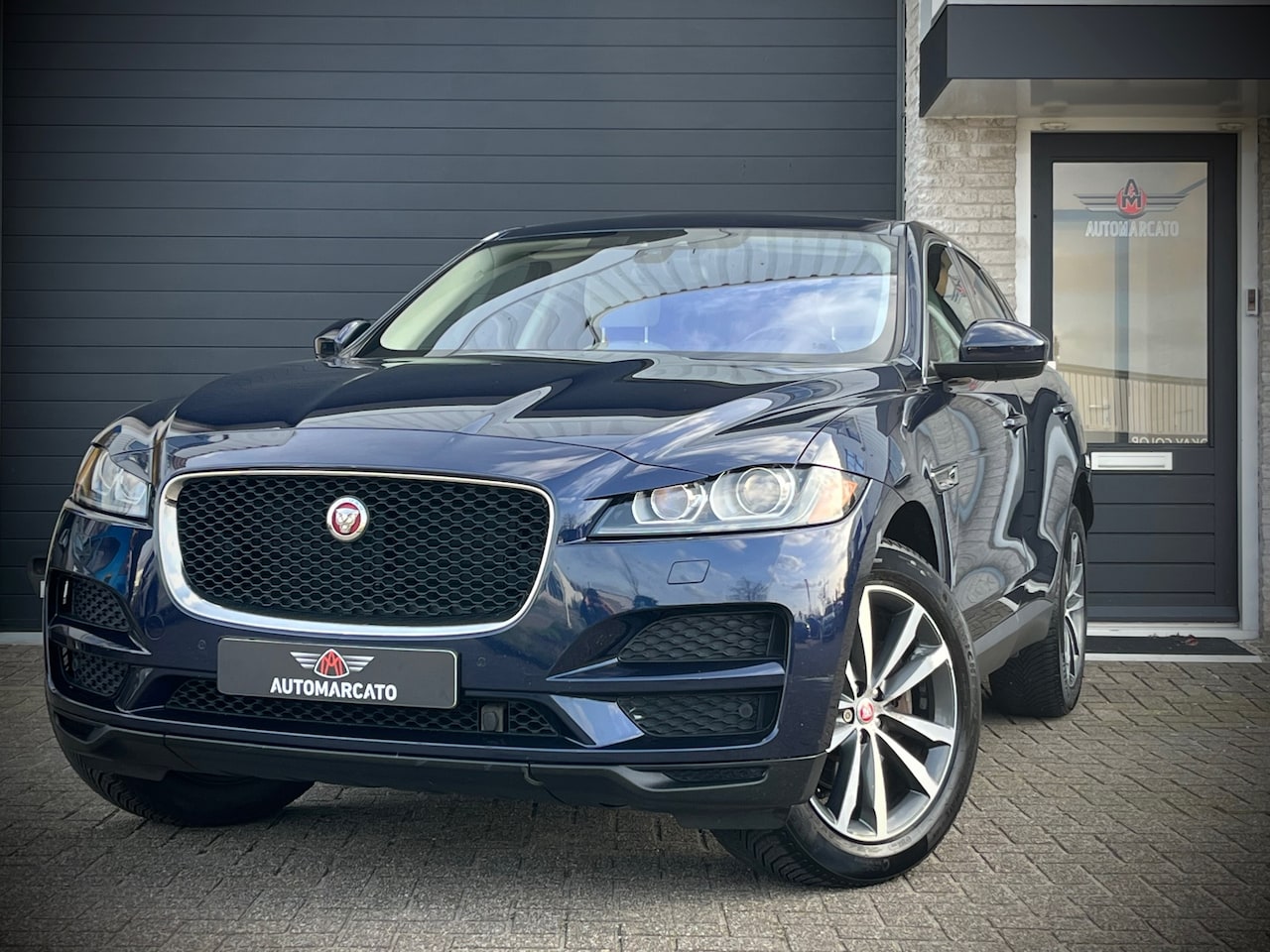 Jaguar F-Pace - 3.0 S/C Portfolio AWD 35t | Panoramadak | Navi | Xenon-LED | Meridian | 20 Inch | Leder | - AutoWereld.nl