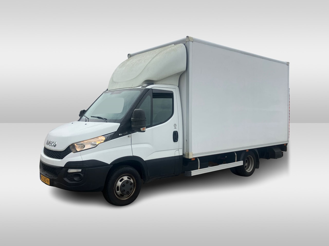 Iveco Daily - 35C15 3.0 Bakwagen met Laadklep - AutoWereld.nl