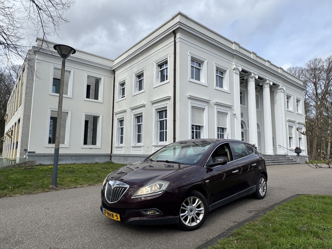 Lancia Delta - 1.4-16V 1:19!, MOOI LEDER, NIEUW MODEL - AutoWereld.nl