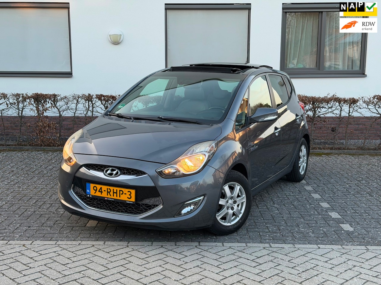 Hyundai ix20 - 1.6i i-Catcher NAP APK PANO LEER TREKHAAK NETTE AUTO!!! - AutoWereld.nl