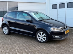 Volkswagen Polo - 1.6 TDI Highline AIRCO+GROOT NAVIGATIE+CRUISE CONTROL