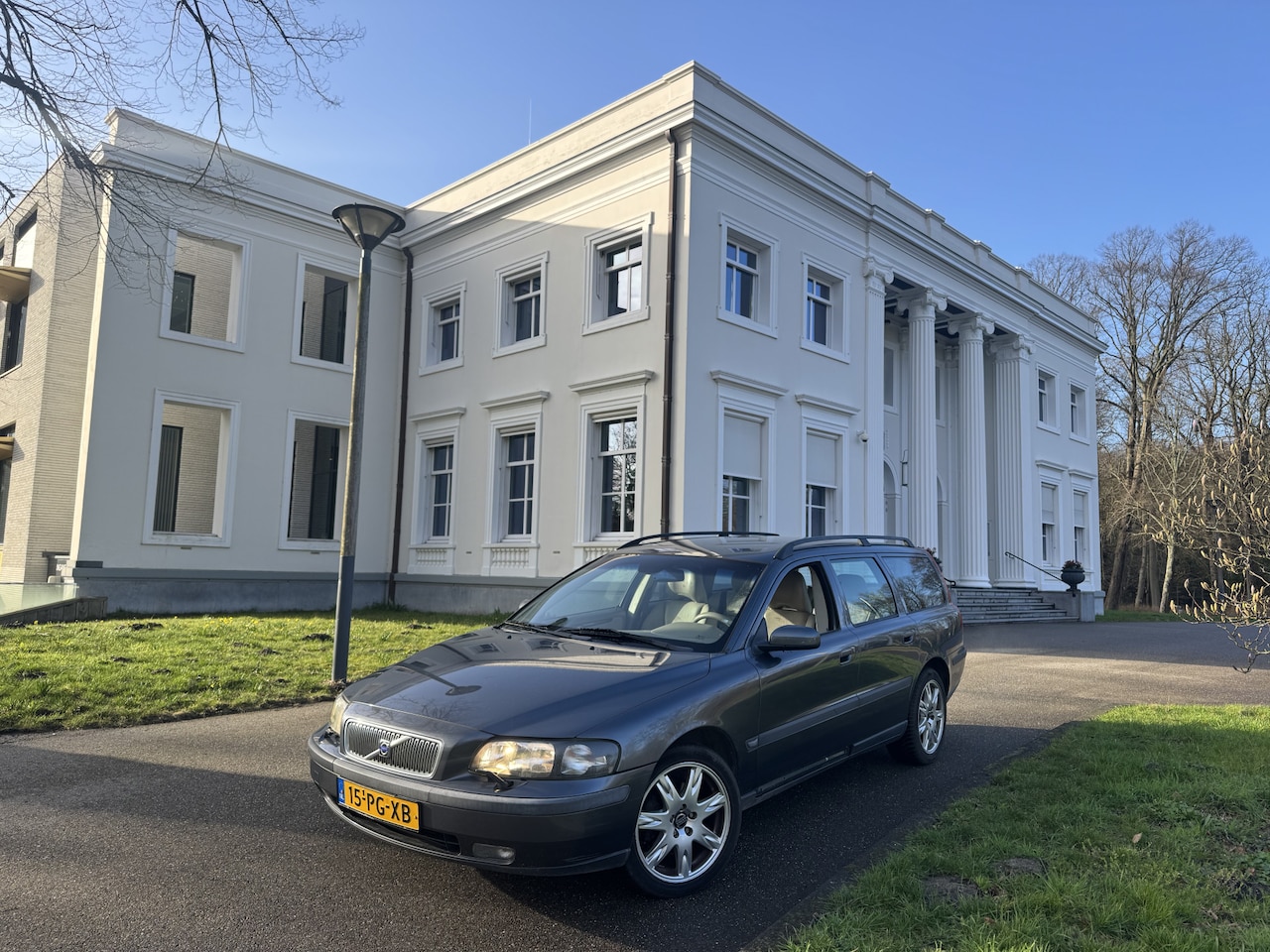 Volvo V70 - 2.4 LPG G-3, EDITION 2,RIJKLAAR, HALFLEDER - AutoWereld.nl