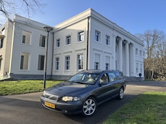 Volvo V70 - 2.4 LPG G-3, EDITION 2, RIJKLAAR, HALFLEDER