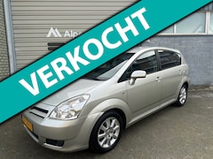 Toyota Verso - 1.8 VVT-i Terra 7p. Cruise control / Airco / PDC / Trekhaak / APK 03-2027